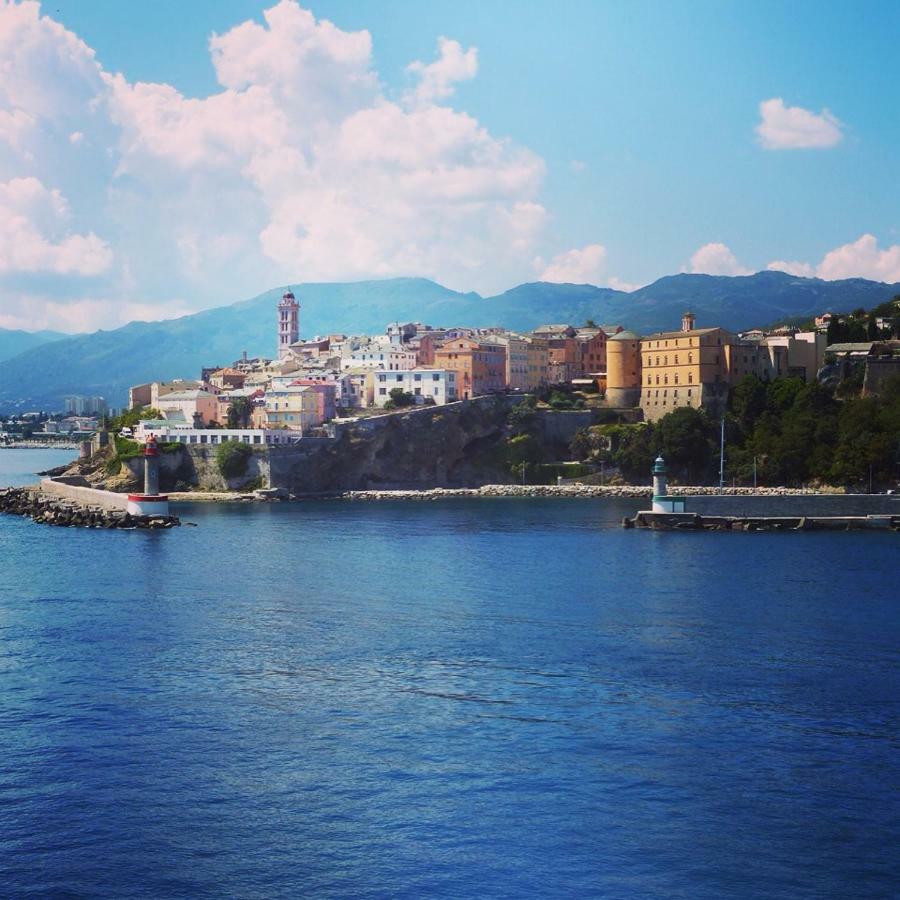 Ferienwohnung Casa Chjuca Au Coeur De La Citadelle Bastia  Exterior foto